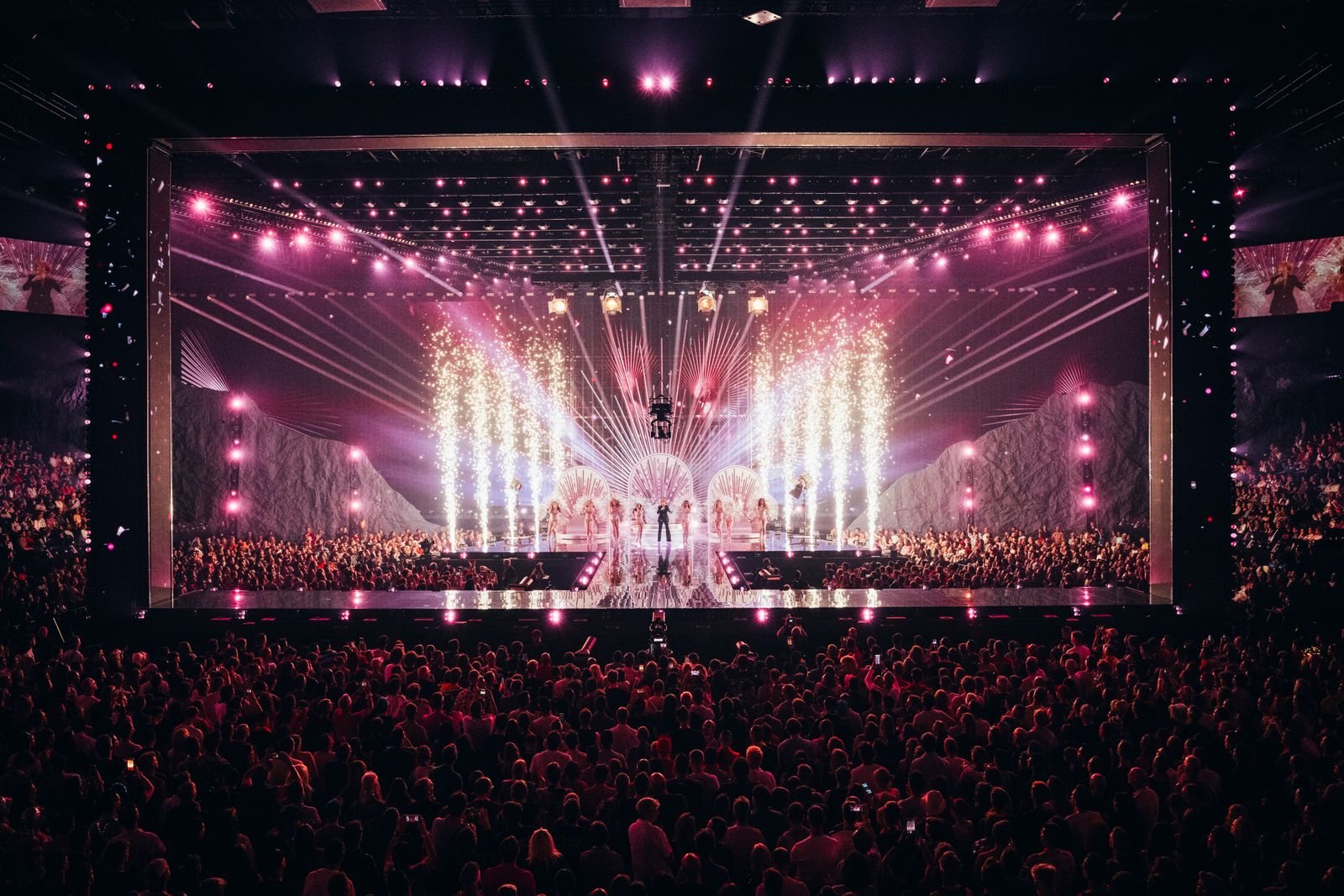 Former participants for Switzerland - Peter, Sue & Marc, Paola, Luca Hänni and Gjon’s Tears - take part in a special performance that celebrates the Swiss Eurovision heritage.