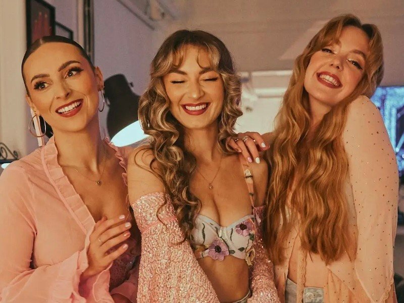 Remember Monday, el primer grupo country en representar al Reino Unido 🇬🇧 en Eurovisión 2025, promete una propuesta innovadora.