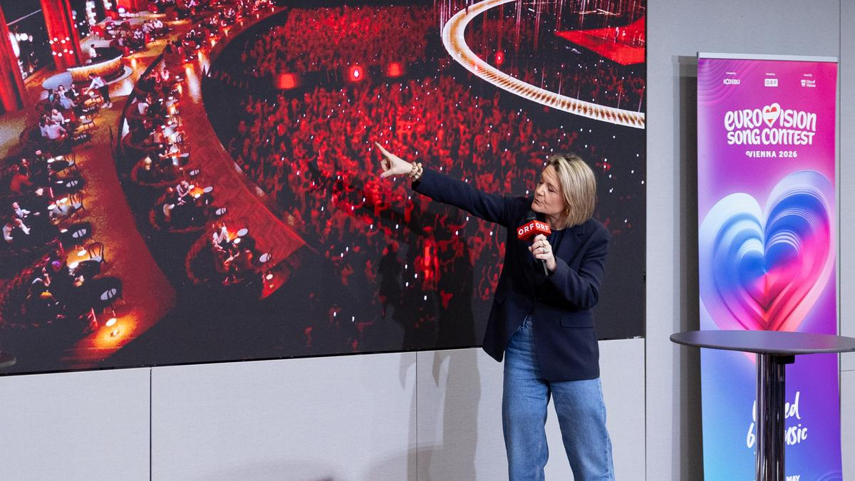 Stefanie Groiss-Horowitz explicando la idea detrás del Greenroom de Viena 2026