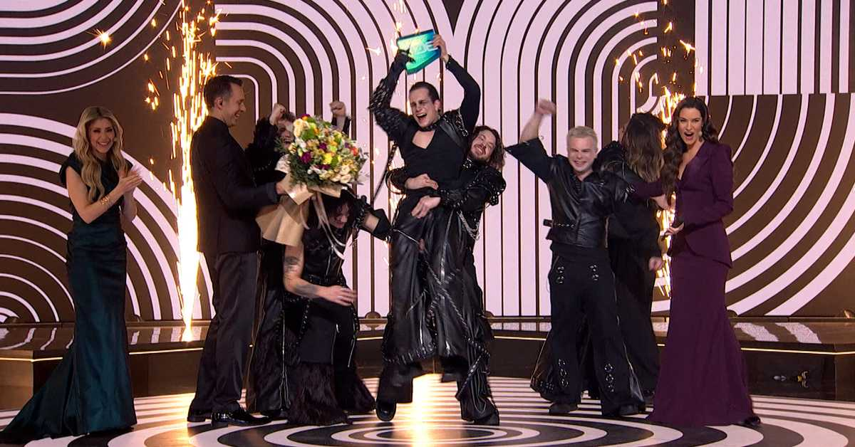 Levina celebrando el gane de Pesma za Evroviziju